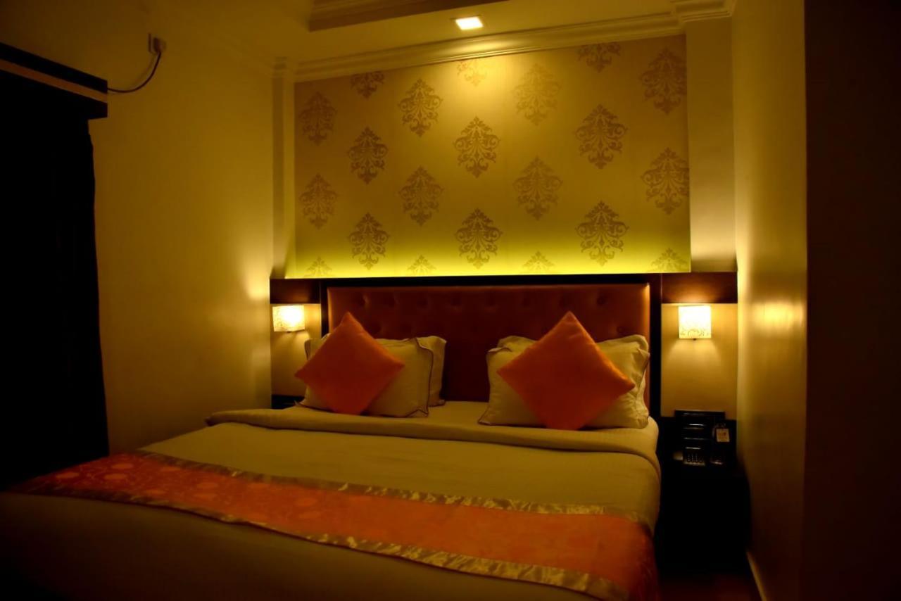 The Grand Krishna Luxury Hotel Chikmagalūr Exterior foto