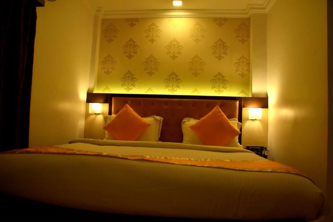 The Grand Krishna Luxury Hotel Chikmagalūr Exterior foto